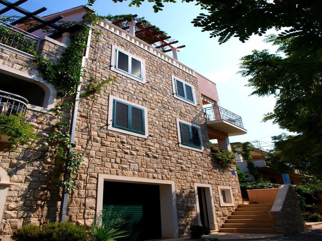 Apartments Mia Postira Szoba fotó